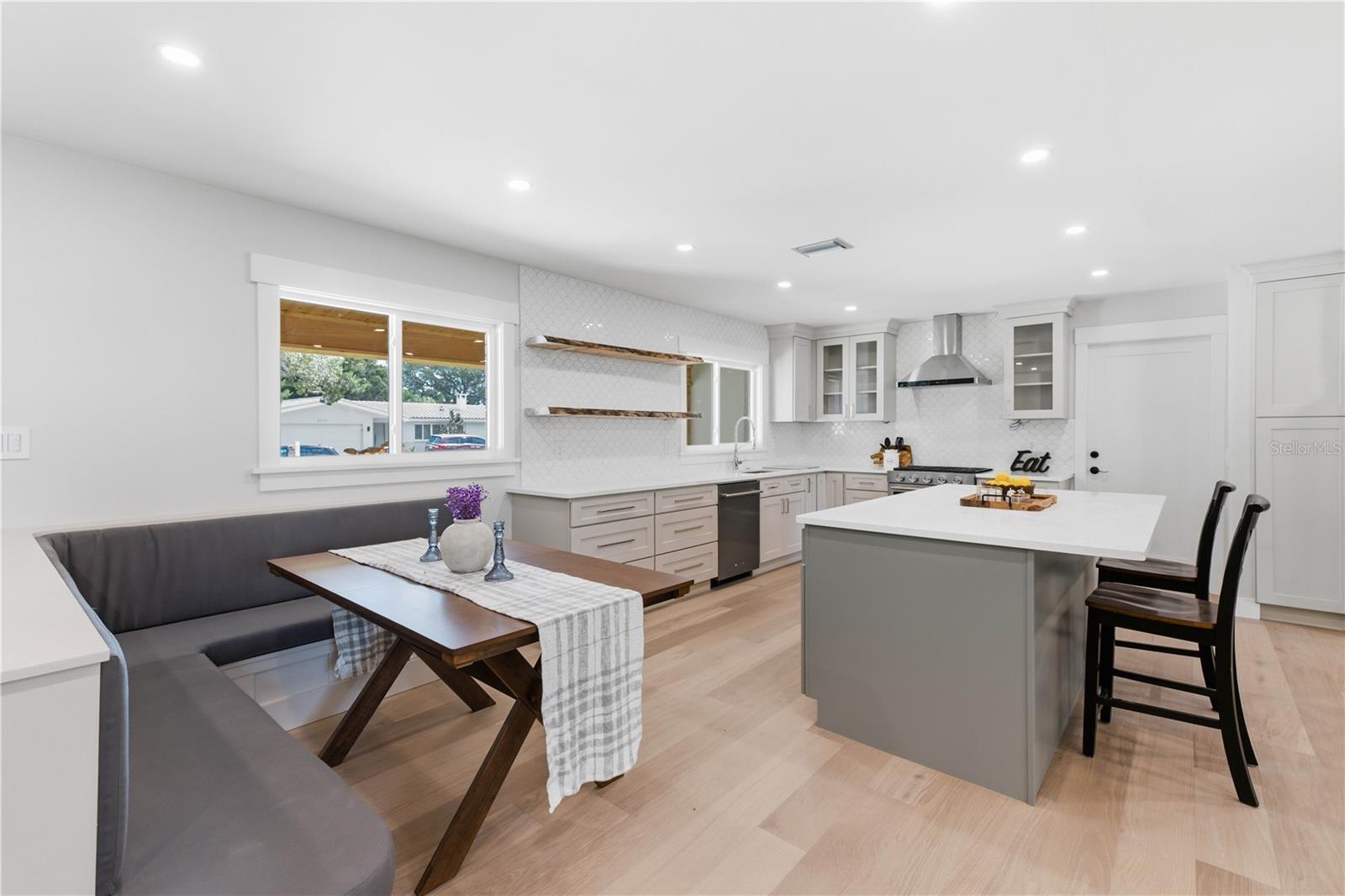 2218 Hennesen, Clearwater, FL 33764