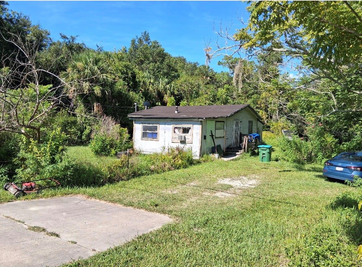 438 State Road 415, Osteen, FL 32764