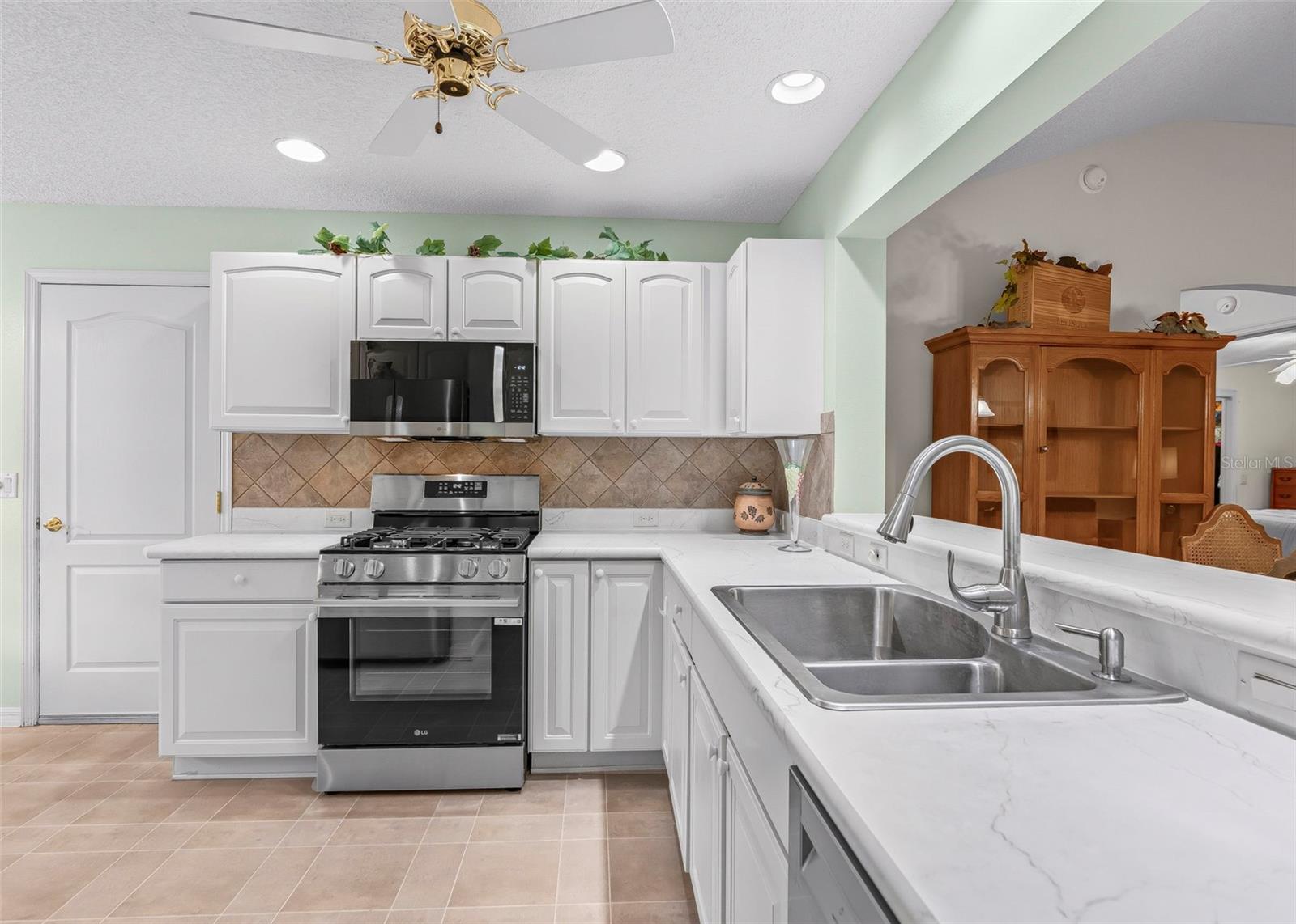 8368 176th Lawson, The Villages, FL 32162