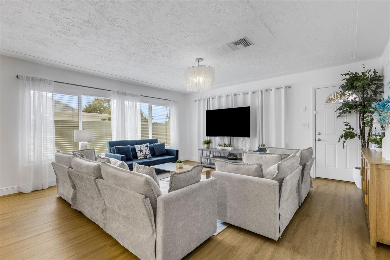 18317 Sunset, Redington Shores, FL 33708