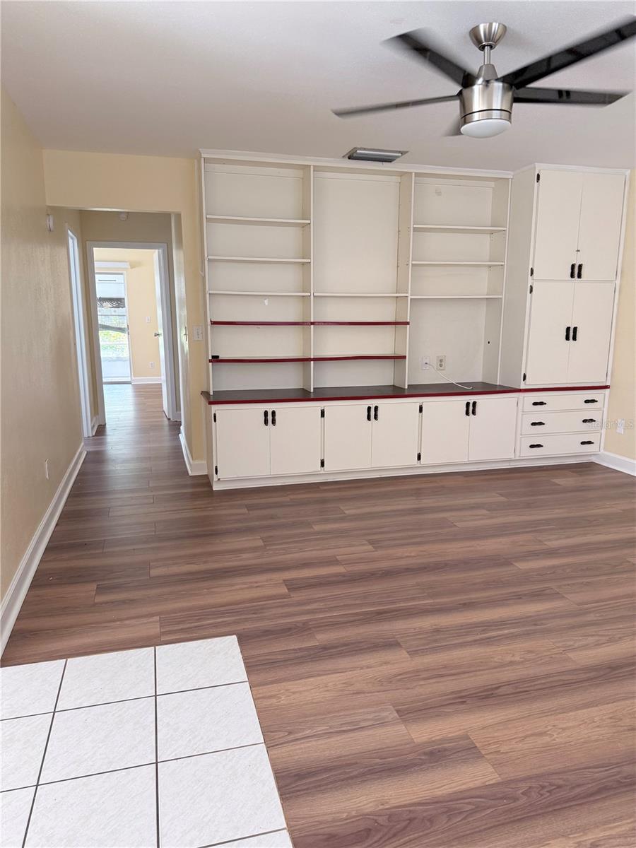 402 Dorchester Unit 44, Sun City Center, FL 33573