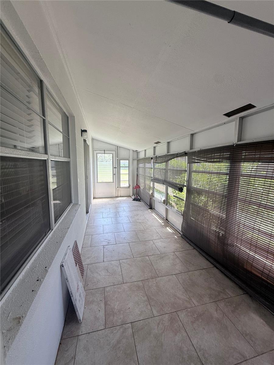 402 Dorchester Unit 44, Sun City Center, FL 33573