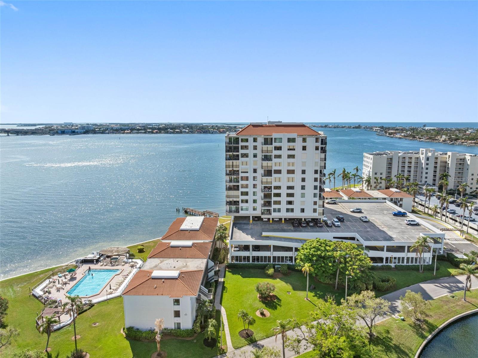 6287 Bahia del Mar Unit 401, St Petersburg, FL 33715