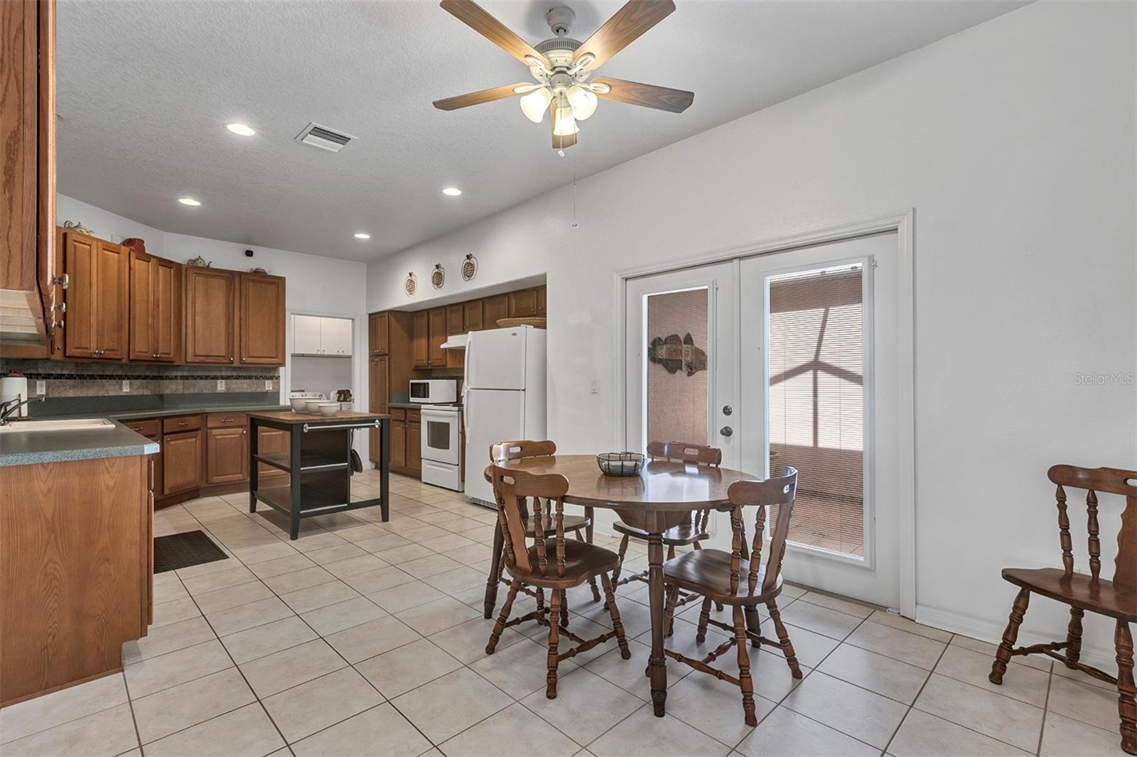 4958 Portsmouth, Tavares, FL 32778