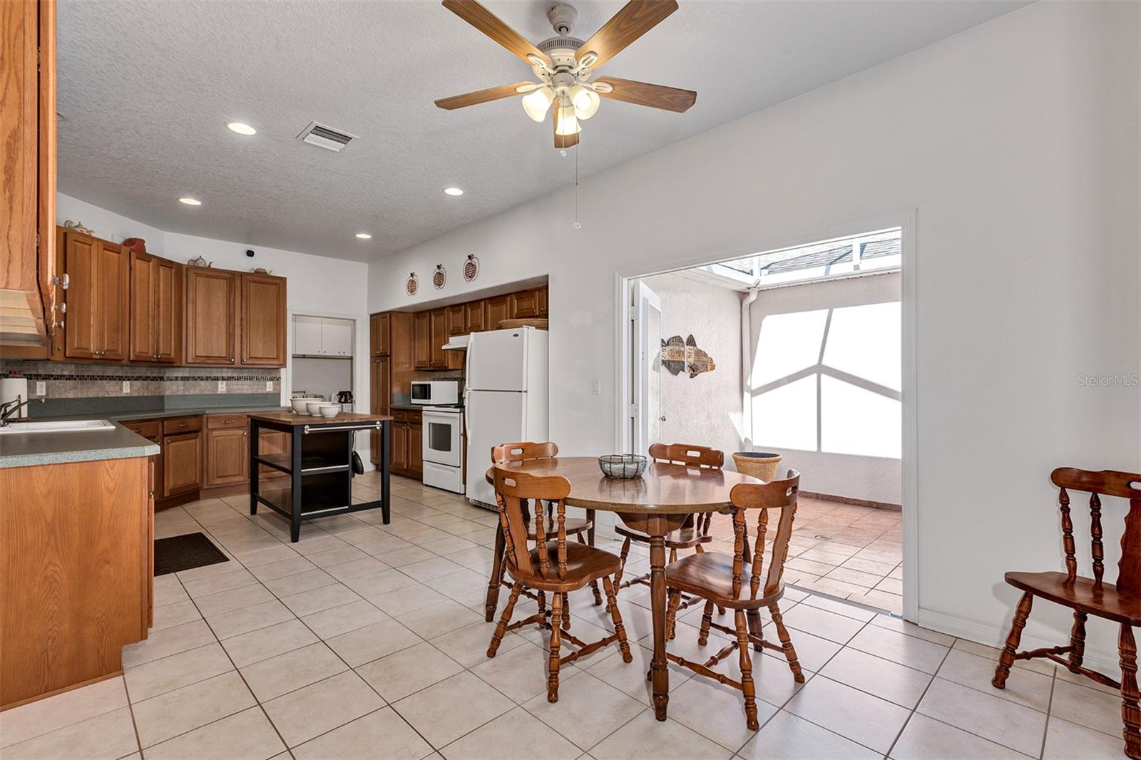 4958 Portsmouth, Tavares, FL 32778