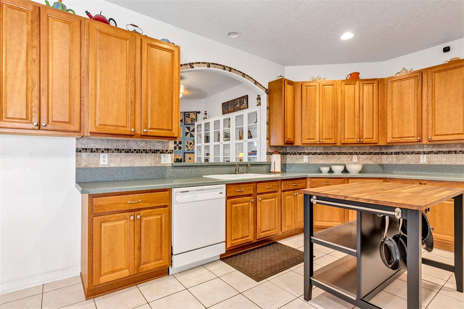 4958 Portsmouth, Tavares, FL 32778