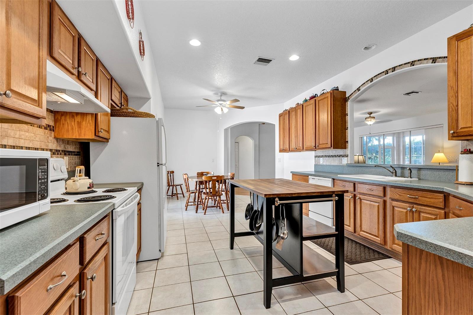 4958 Portsmouth, Tavares, FL 32778