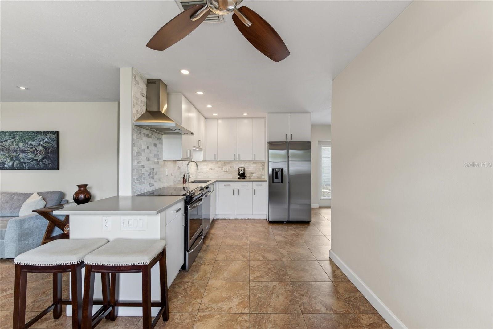 2350 Loma Linda, Sarasota, FL 34239