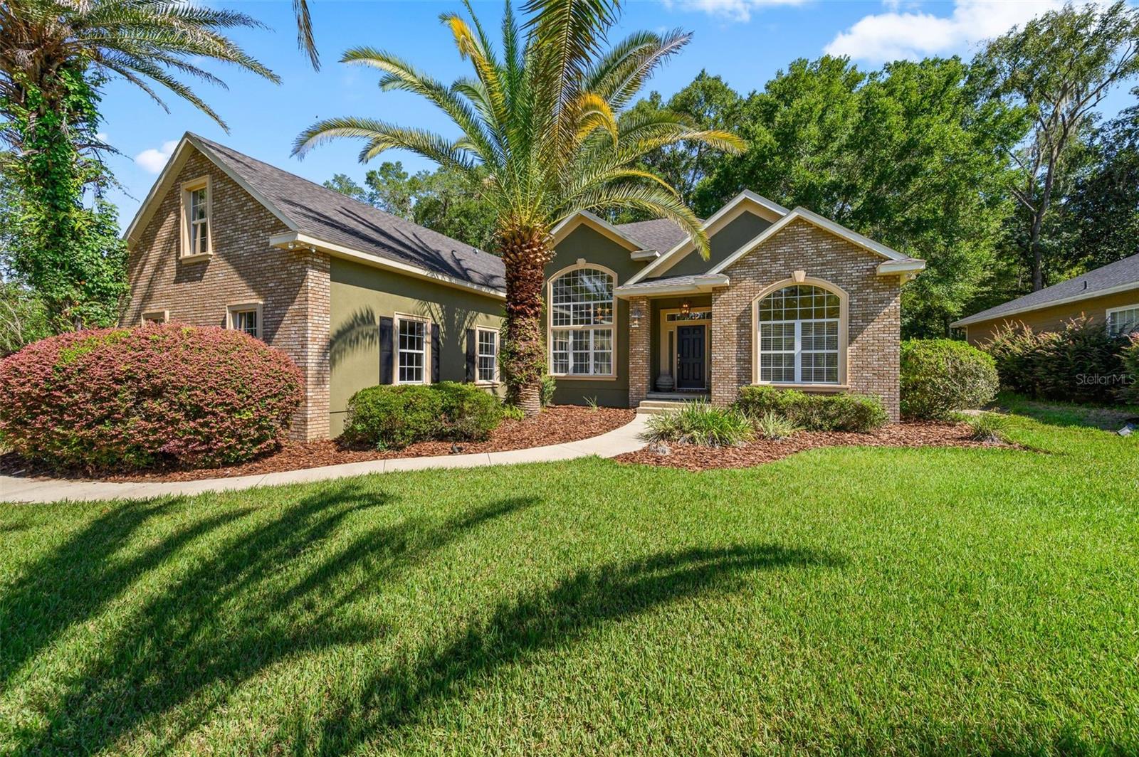 7560 White Oaks, Alachua, FL 32615