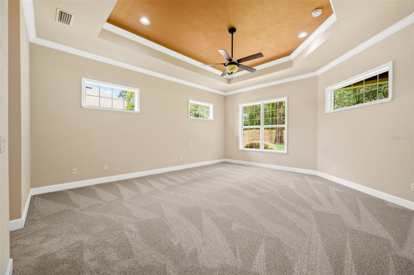 7560 White Oaks, Alachua, FL 32615