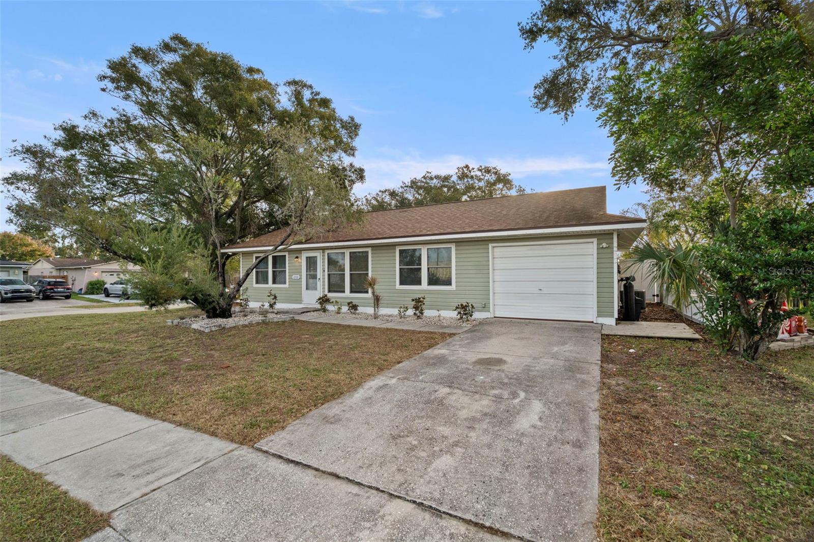6500 Briar Ridge, Pinellas Park, FL 33782