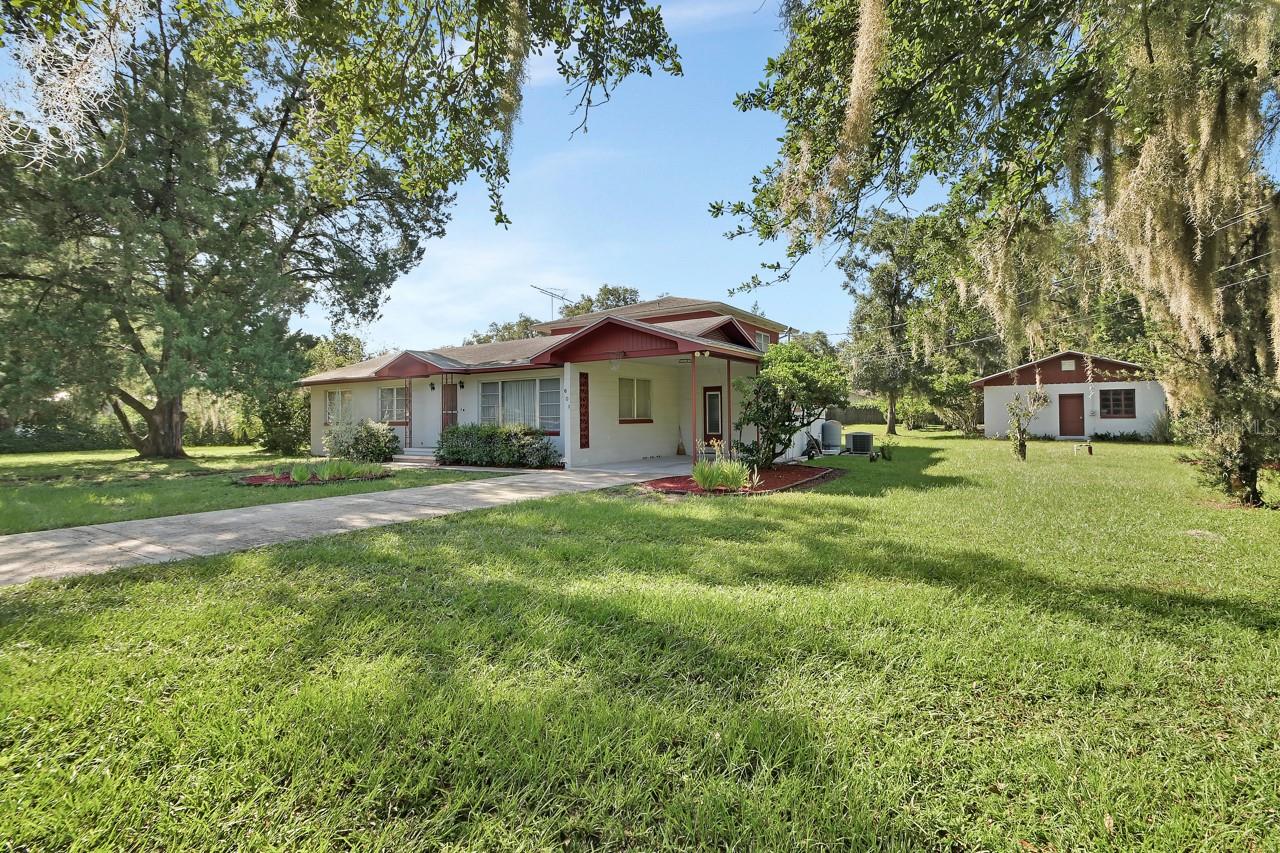 601 Glenwood, Deland, FL 32720