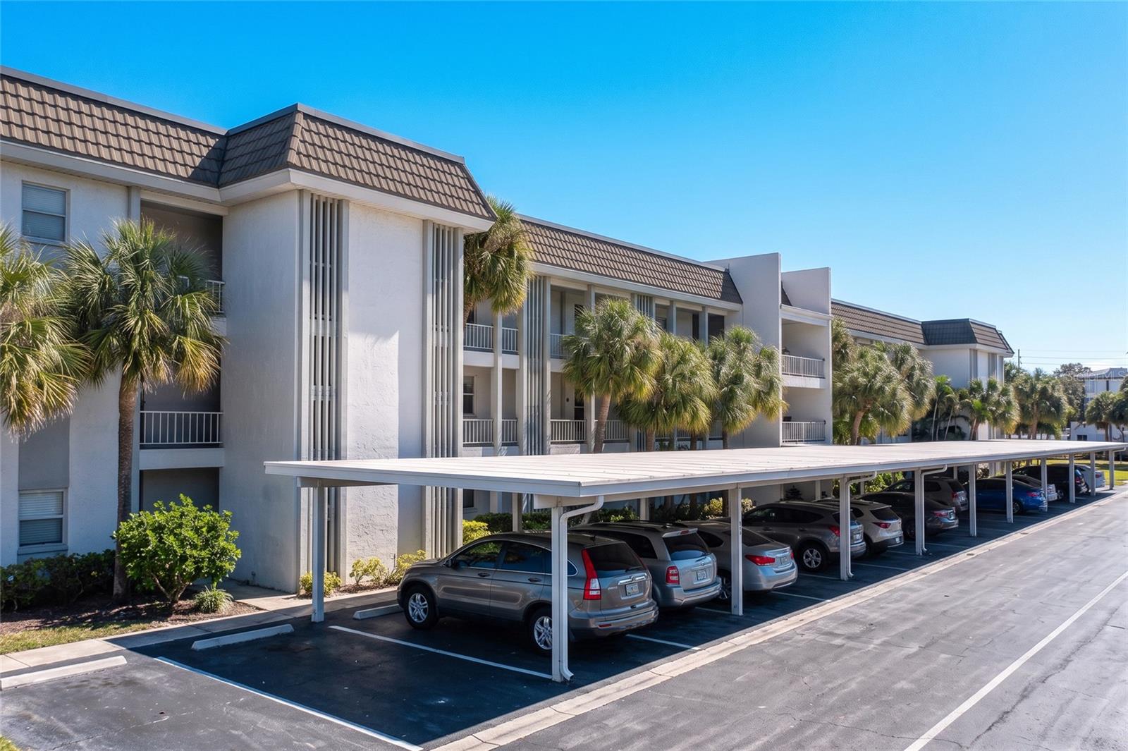 4370 Chatham Unit 304, Longboat Key, FL 34228