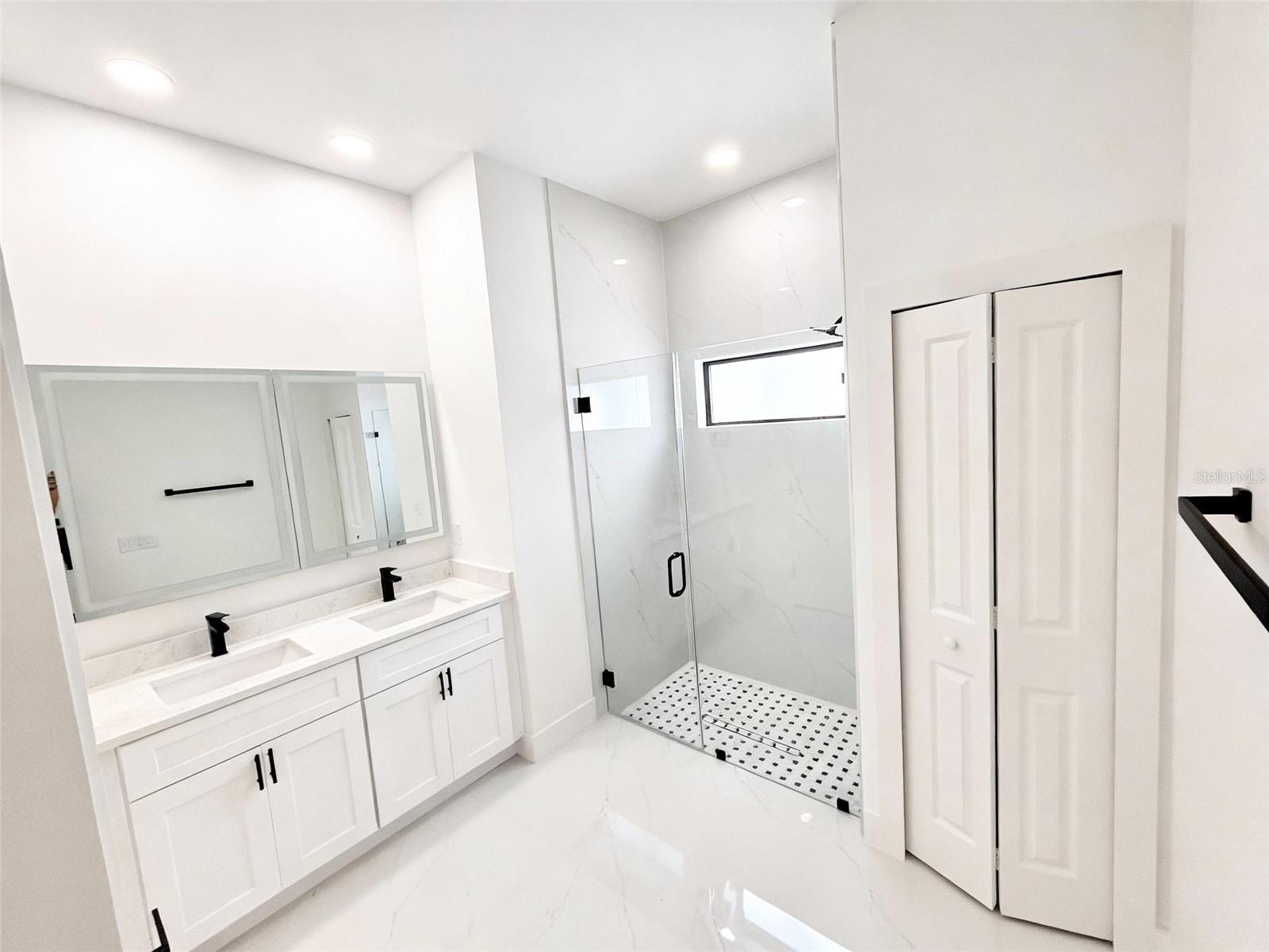 2524 Waller, North Port, FL 34288