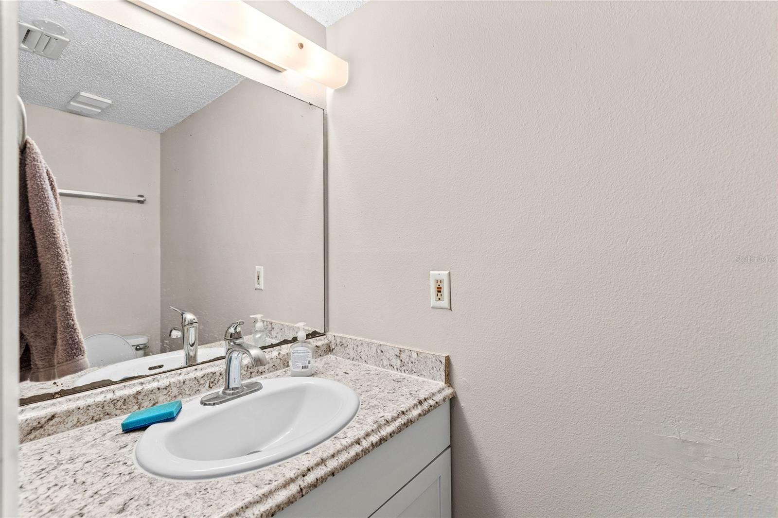 1910 Sligh Unit E102, Tampa, FL 33604