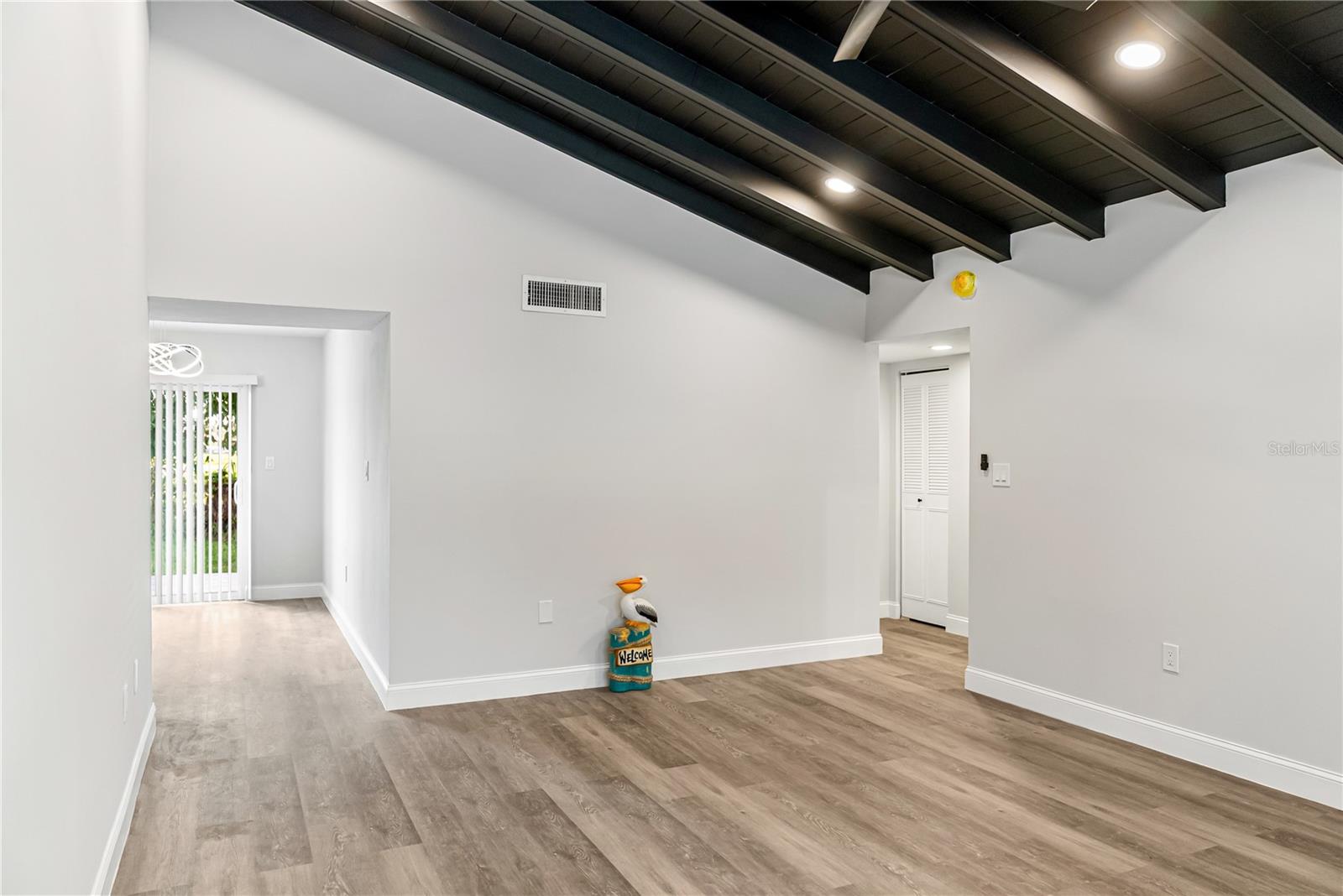 420 Melody, Sarasota, FL 34237