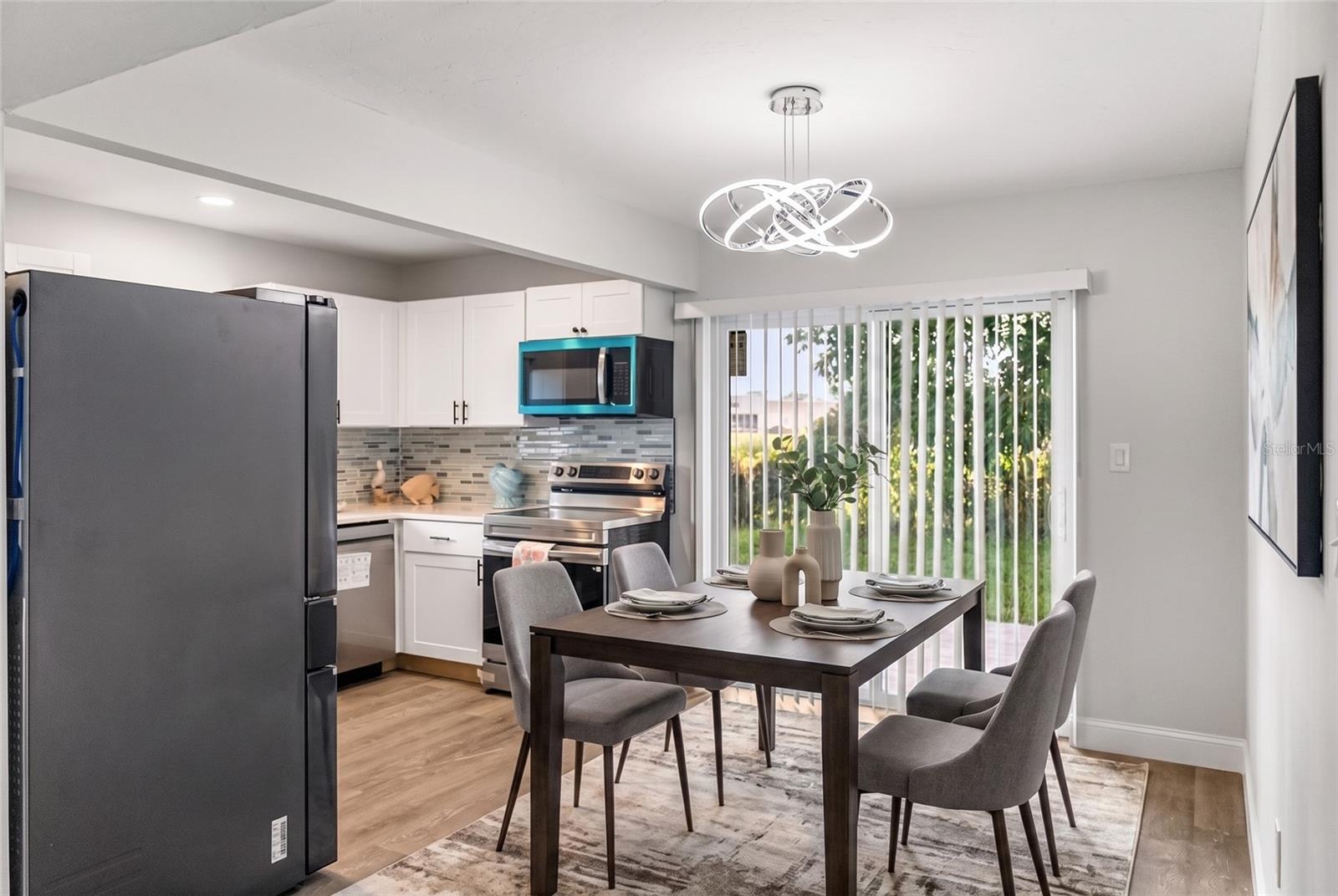 420 Melody, Sarasota, FL 34237