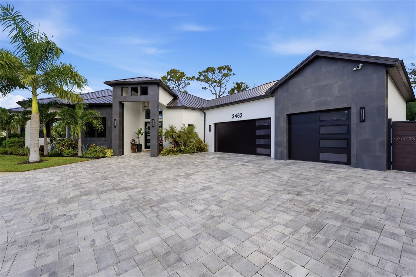 2462 Missara, Sarasota, FL 34231