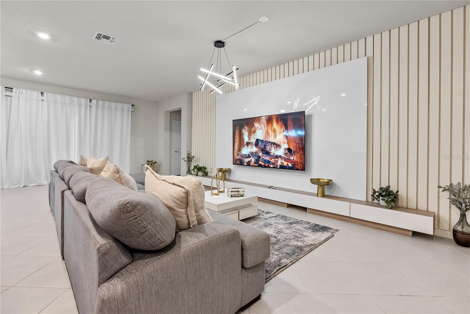 16208 Saint Martin, Clermont, FL 34714