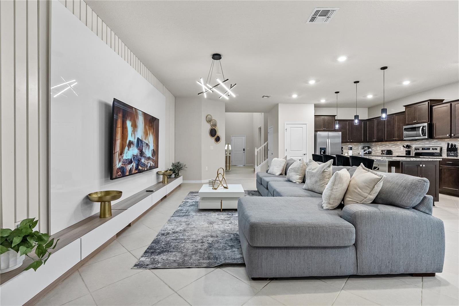 16208 Saint Martin, Clermont, FL 34714