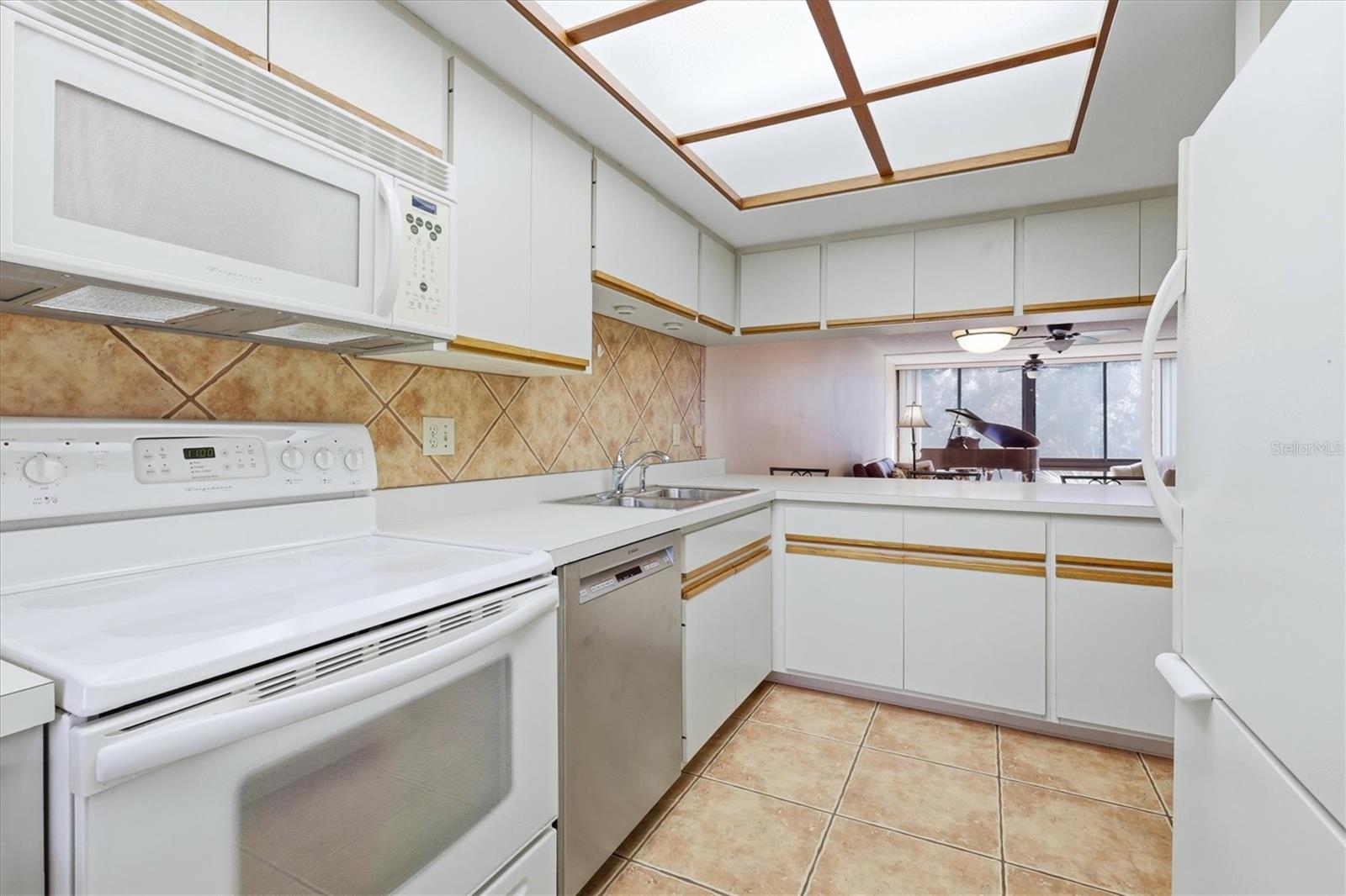 3365 Cross Creek Dr Unit 3365, Sarasota, FL 34231