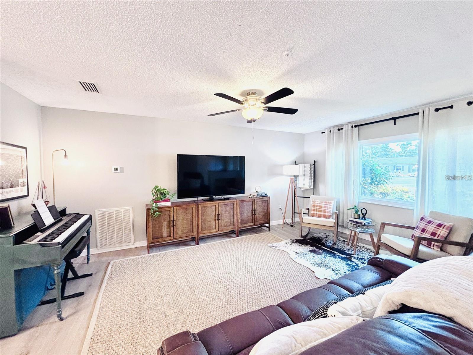 4033 13th, Bradenton, FL 34205