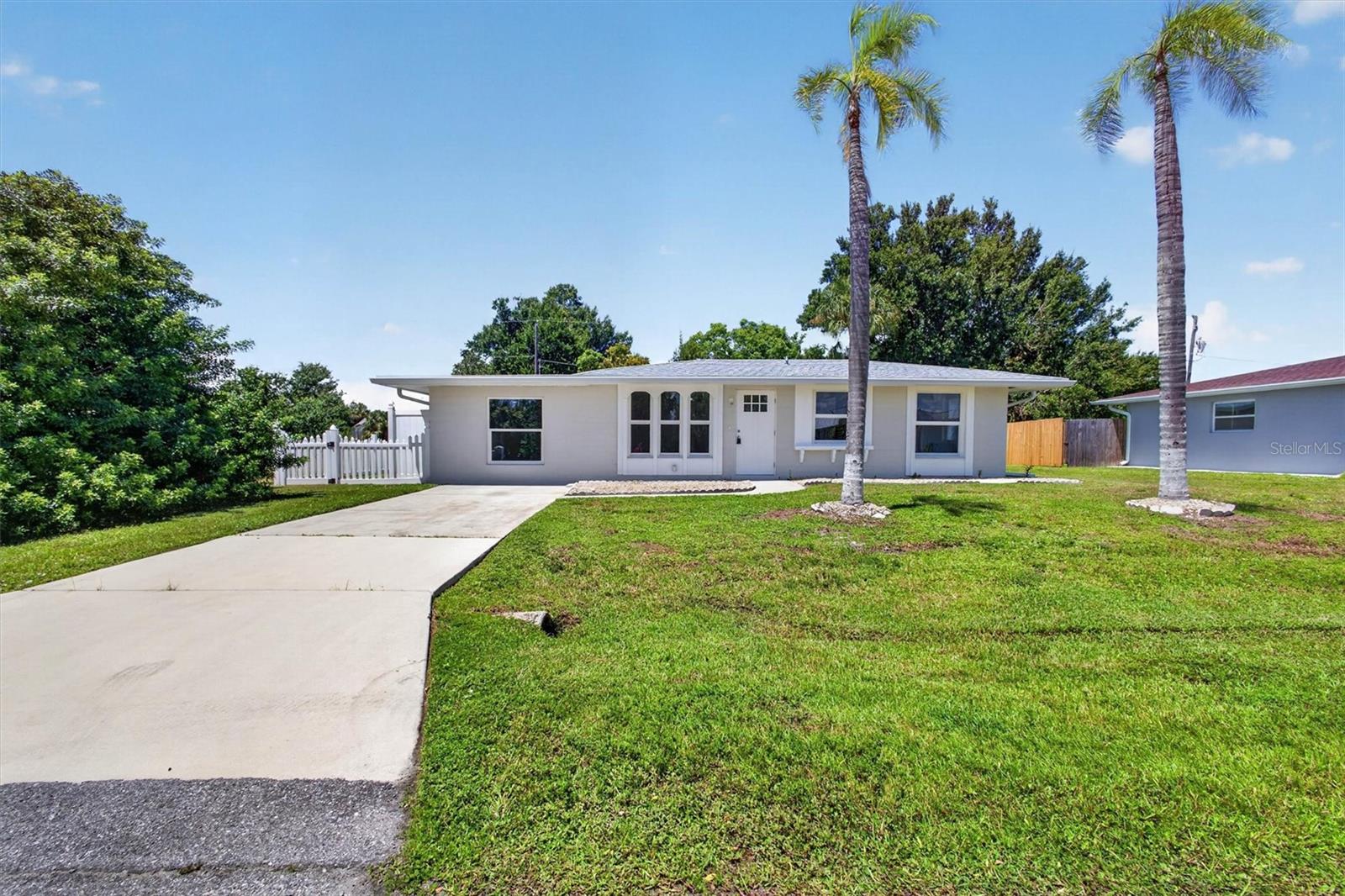 312 Reading, Port Charlotte, FL 33952