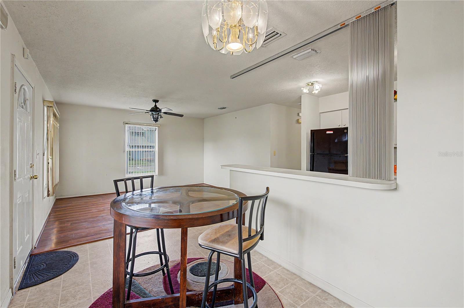 2423 Okara, Tampa, FL 33612