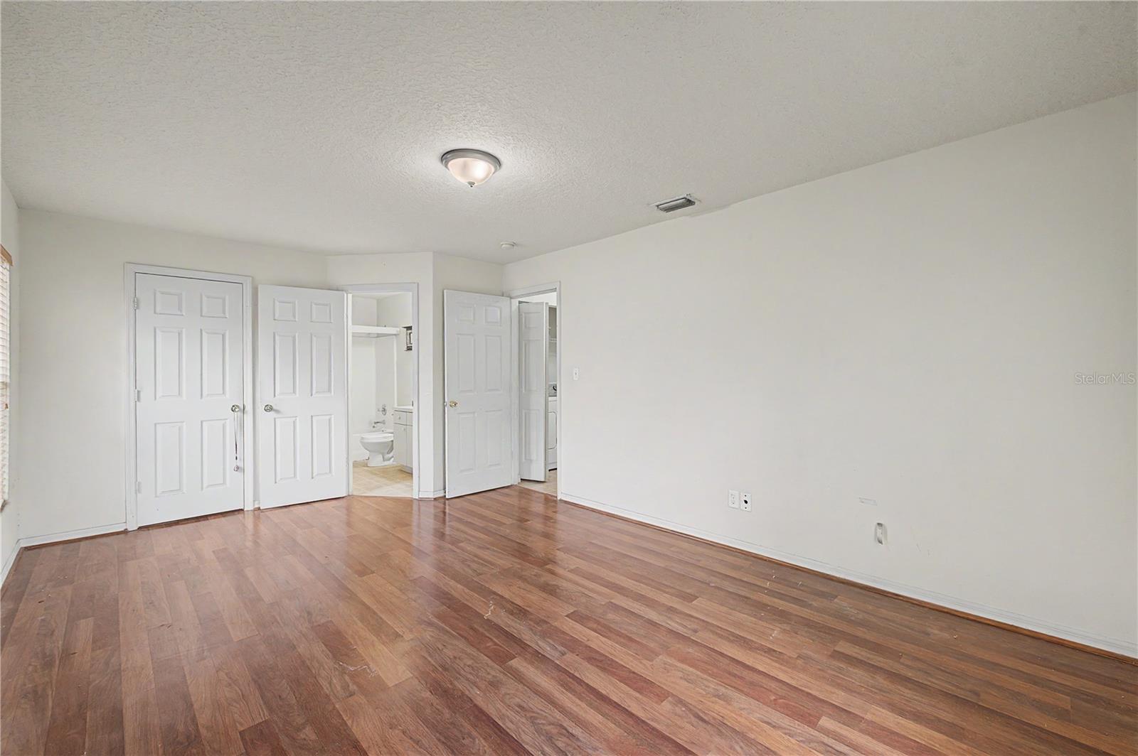 2423 Okara, Tampa, FL 33612