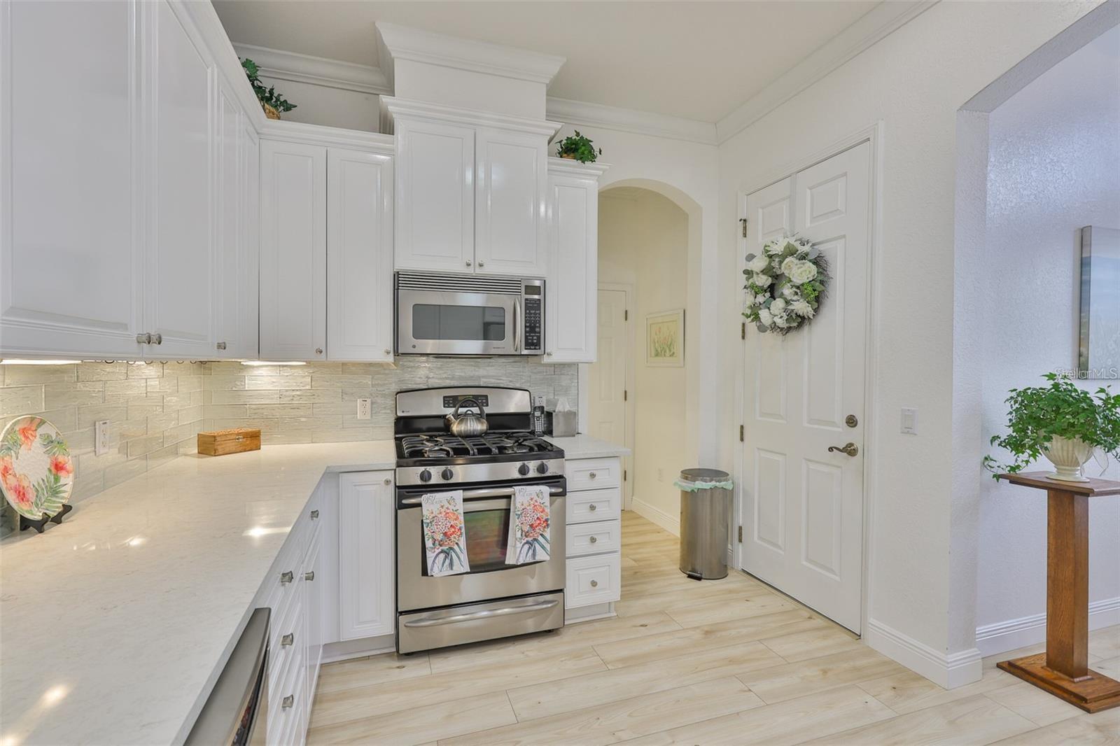 2292 Sifield Greens Unit 59, Sun City Center, FL 33573