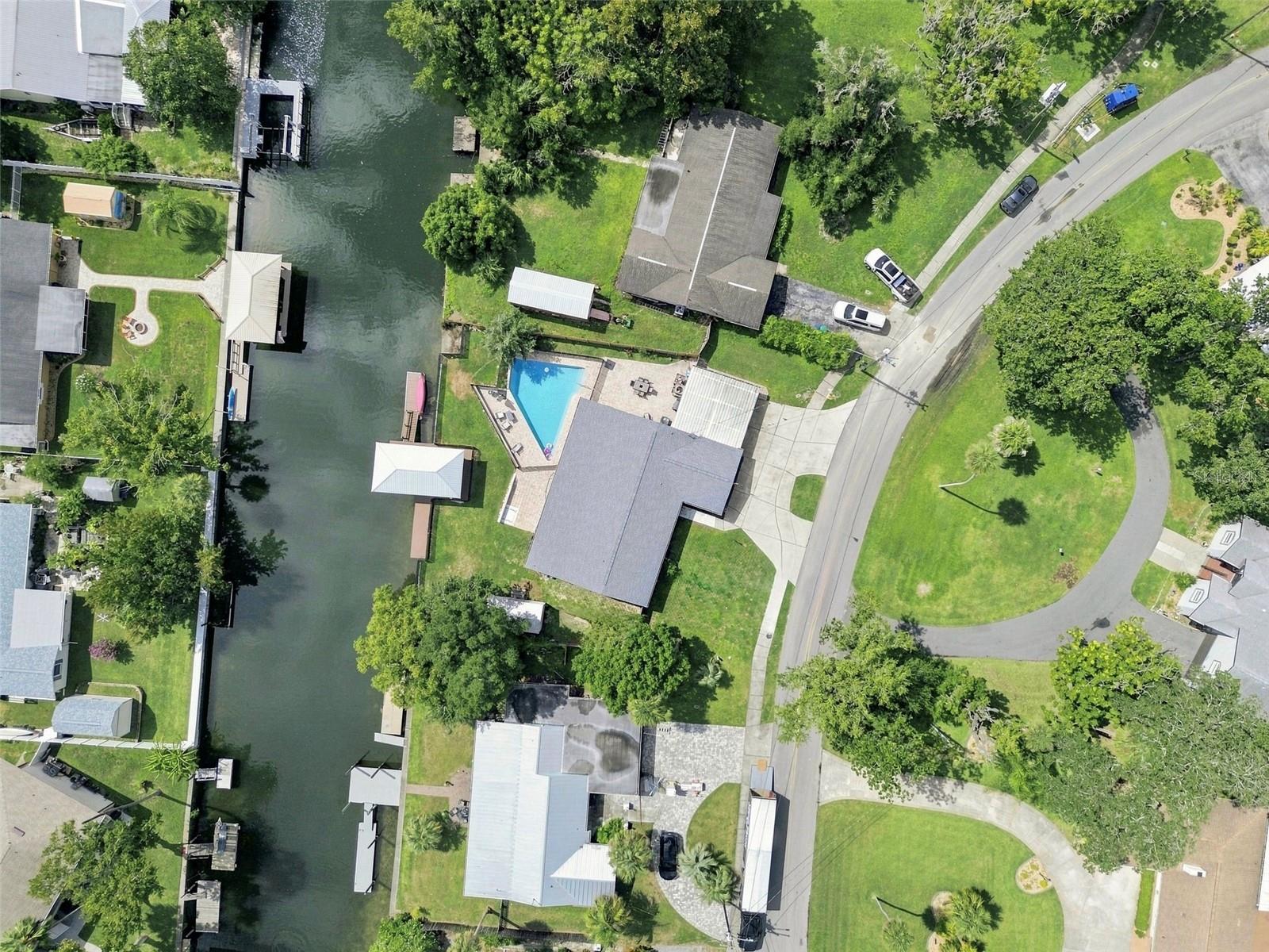 1303 Kings Bay, Crystal River, FL 34429