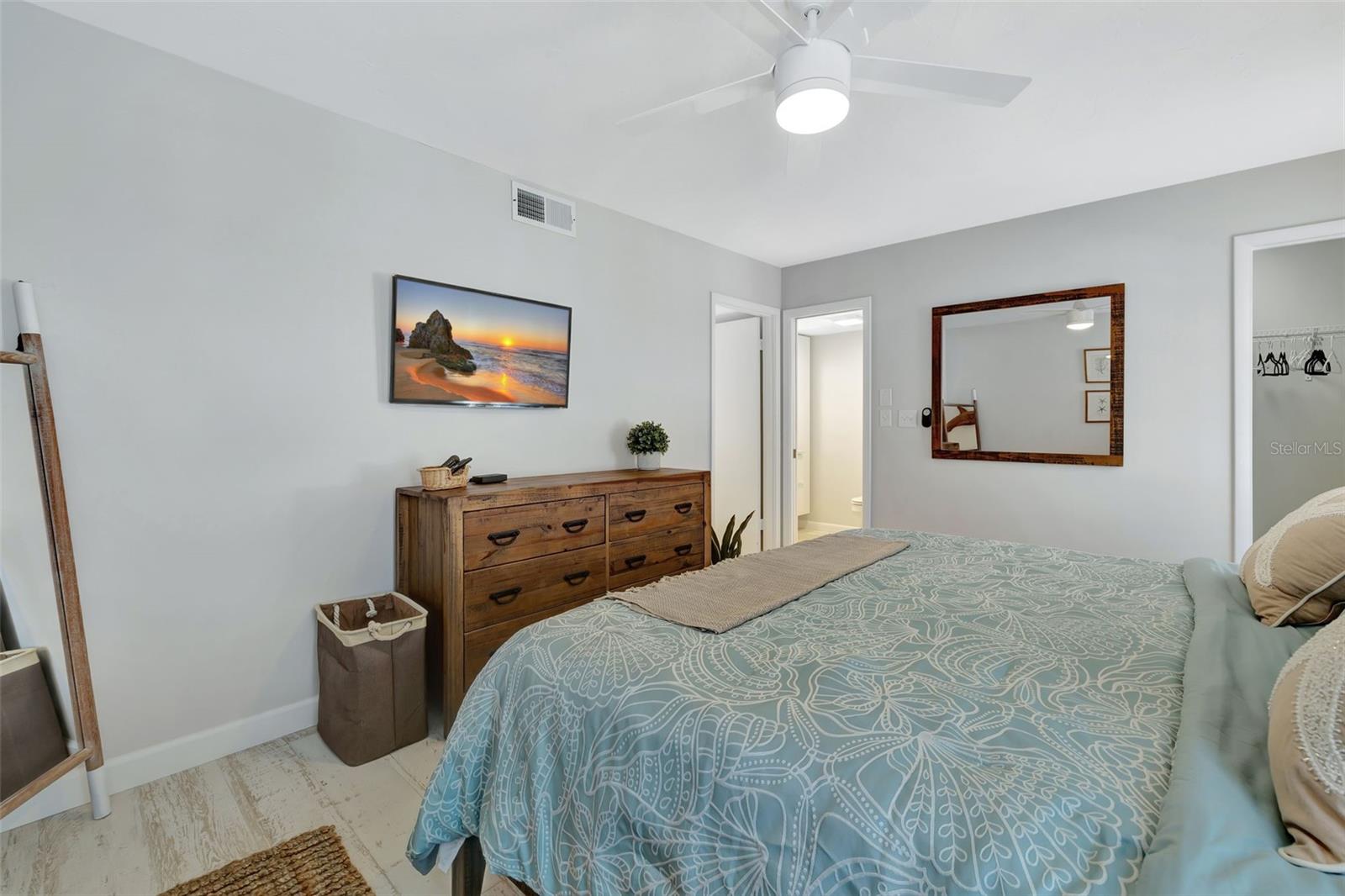 1130 Peppertree Unit 118, Sarasota, FL 34242
