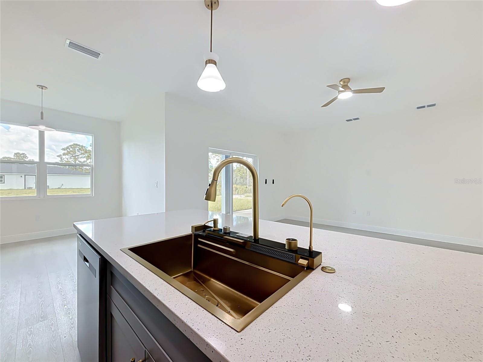 324 Condor, Sebring, FL 33870