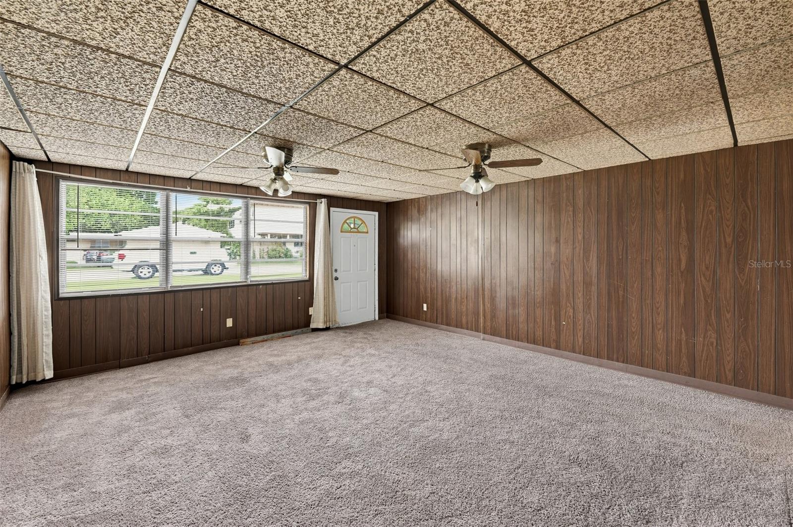 3913 Cass, Tampa, FL 33609