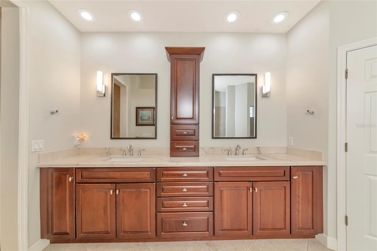 4834 88th, Bradenton, FL 34211