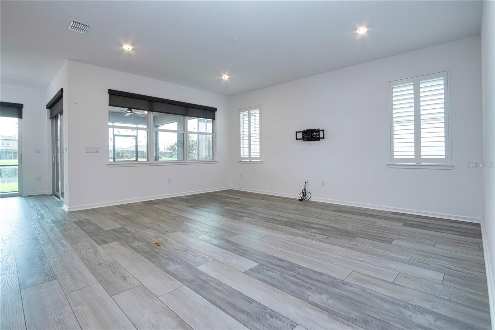 9315 Barrier Coast, Parrish, FL 34219