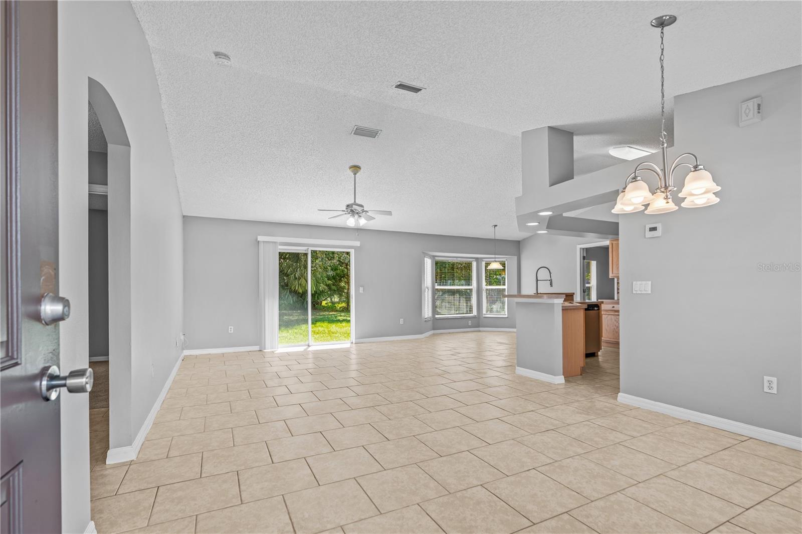 94 Bird of Paradise, Palm Coast, FL 32137