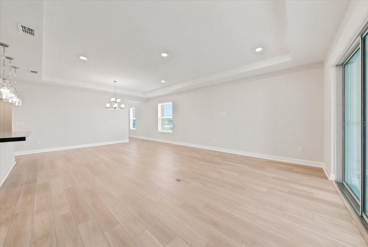 7804 Caspian, Palmetto, FL 34221