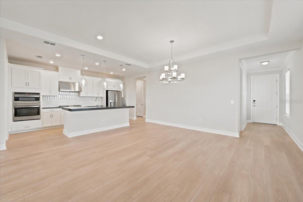 7804 Caspian, Palmetto, FL 34221