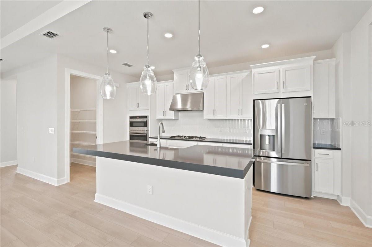 7804 Caspian, Palmetto, FL 34221
