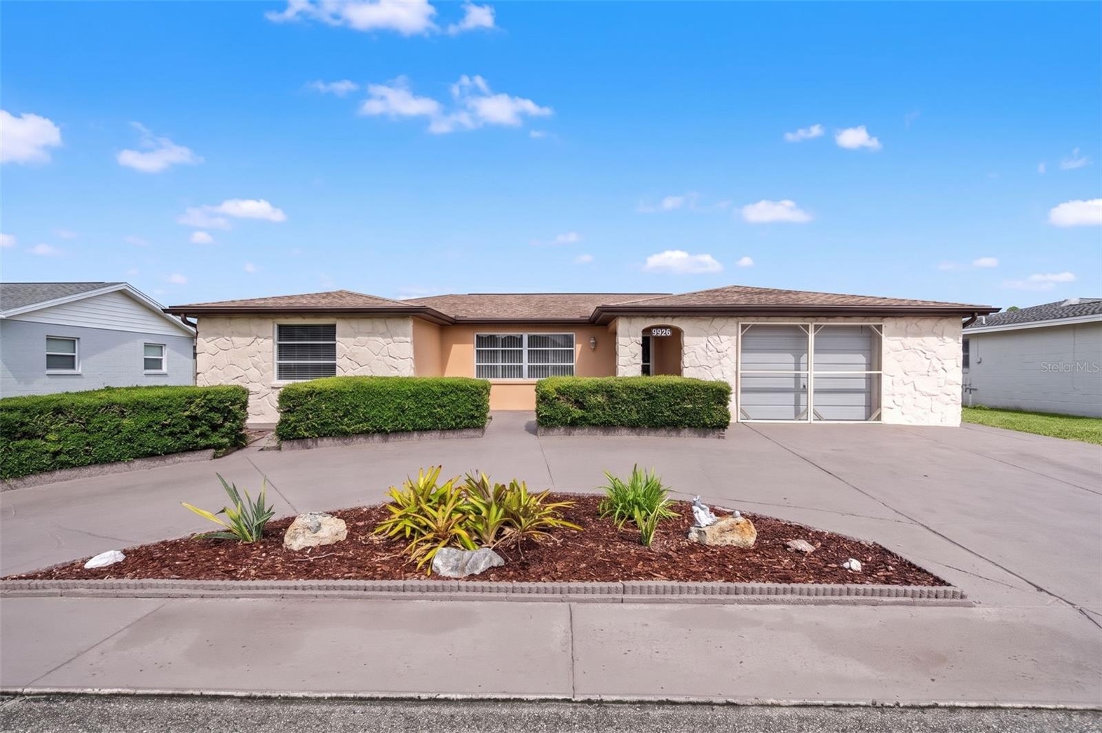 9926 Lakeside, Port Richey, FL 34668