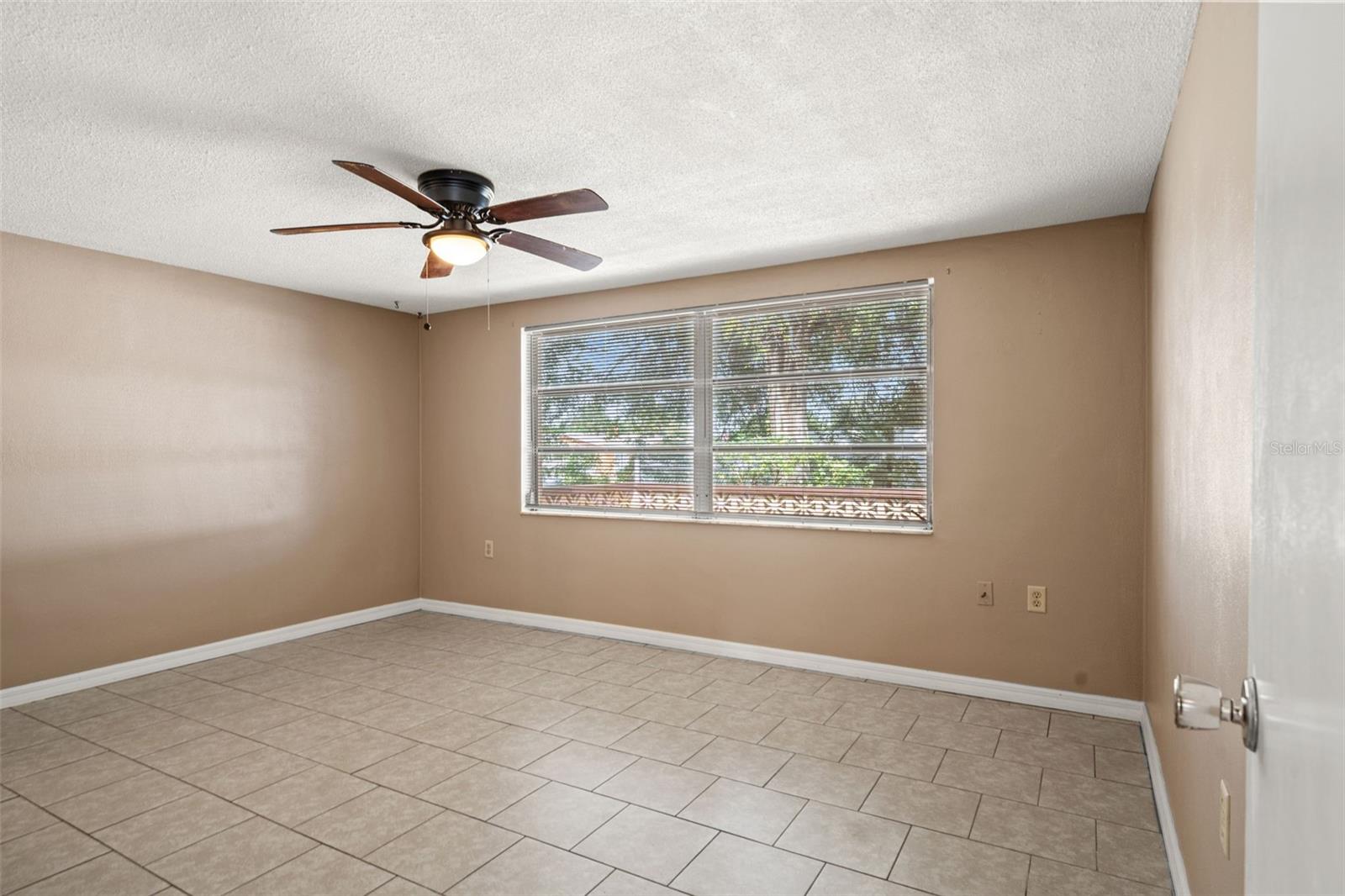 9926 Lakeside, Port Richey, FL 34668
