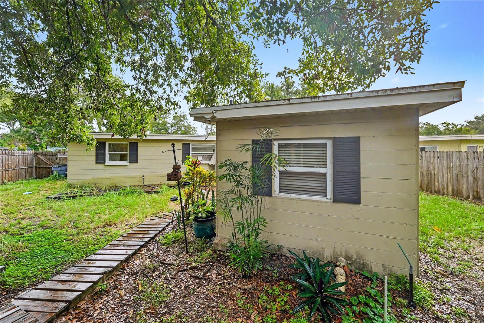8490 92nd Ter, Seminole, FL 33777