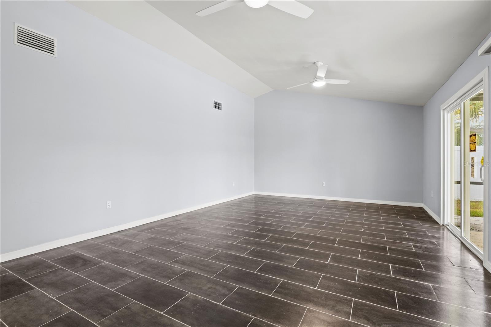6617 Mauna Loa, Sarasota, FL 34241
