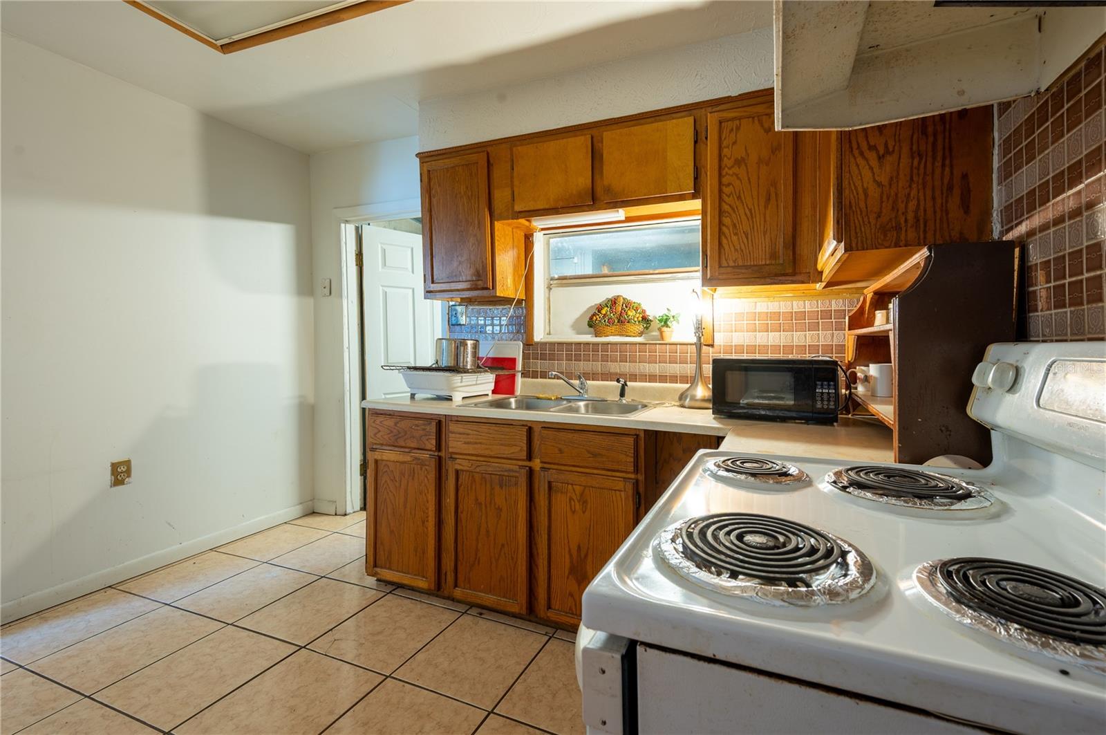5104 34th, Tampa, FL 33610