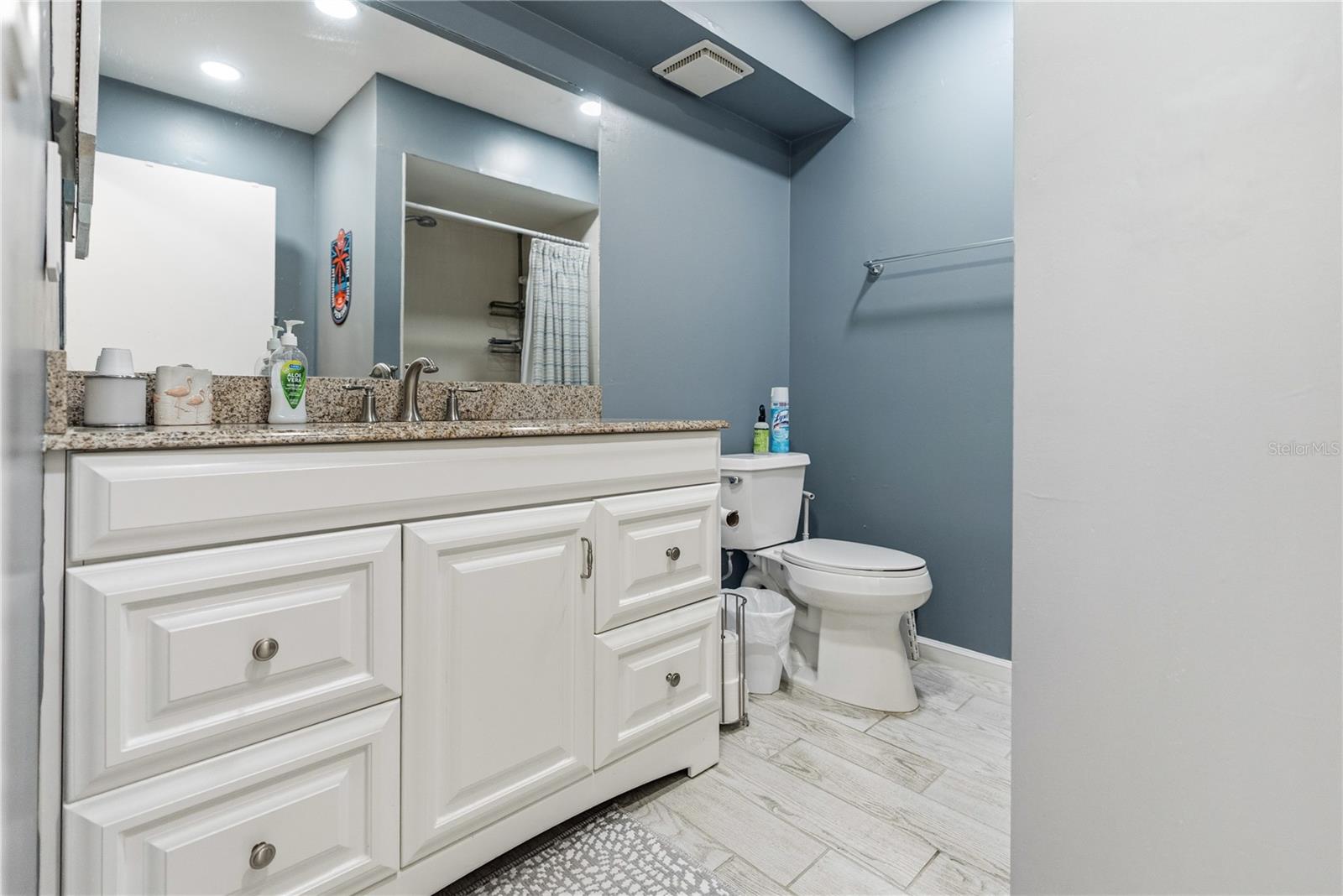 3500 El Conquistador Unit 124, Bradenton, FL 34210