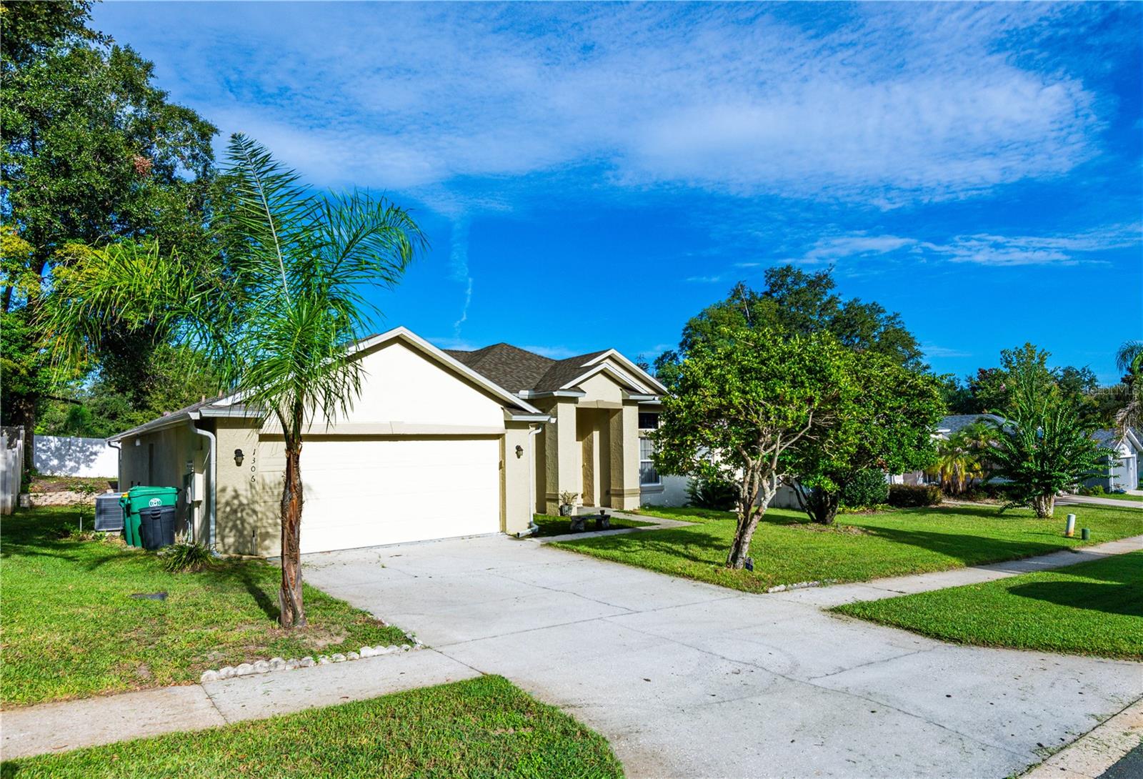 1306 Island Cove, Deland, FL 32724