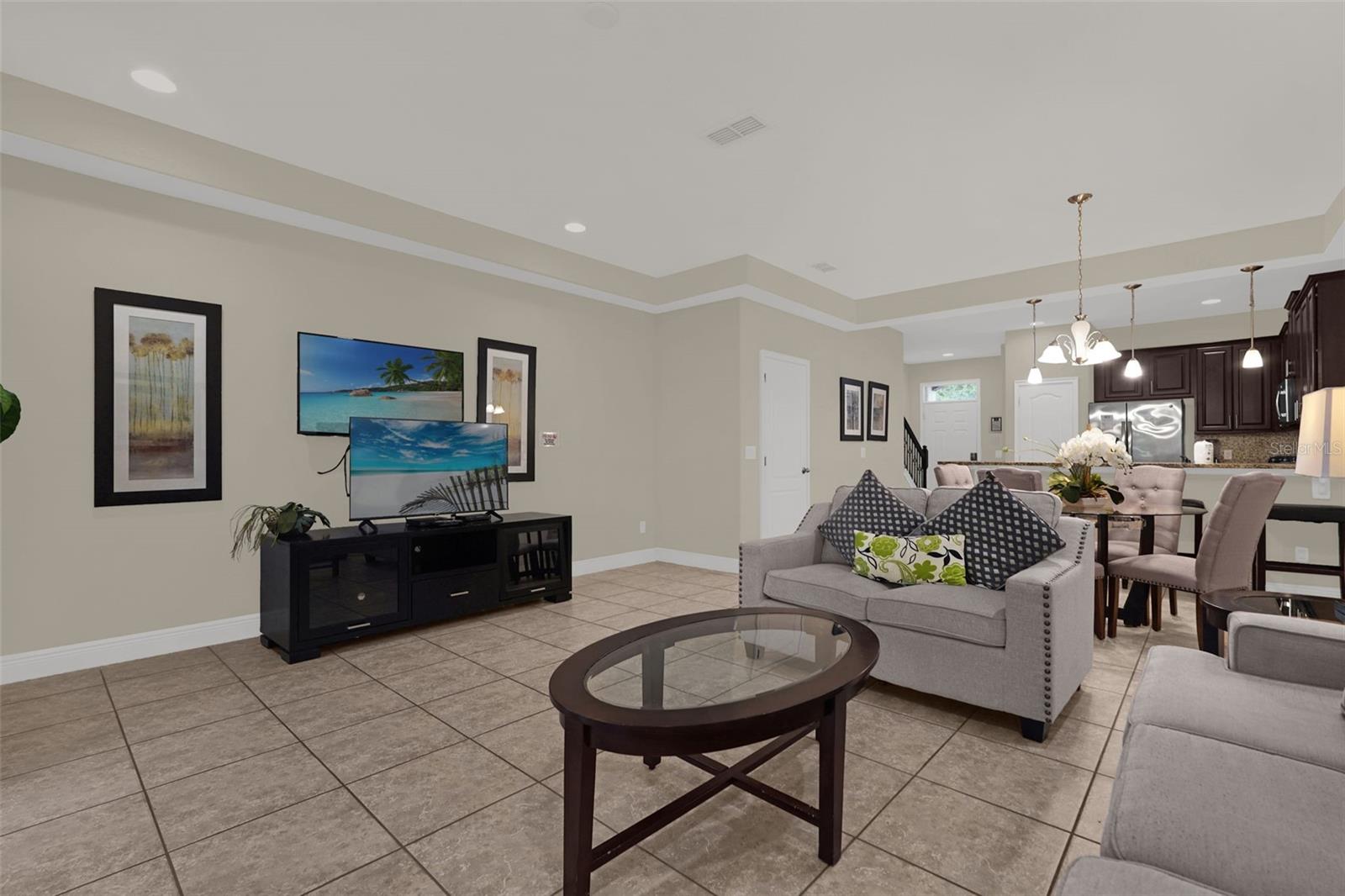 8095 Brooksville, Davenport, FL 33896