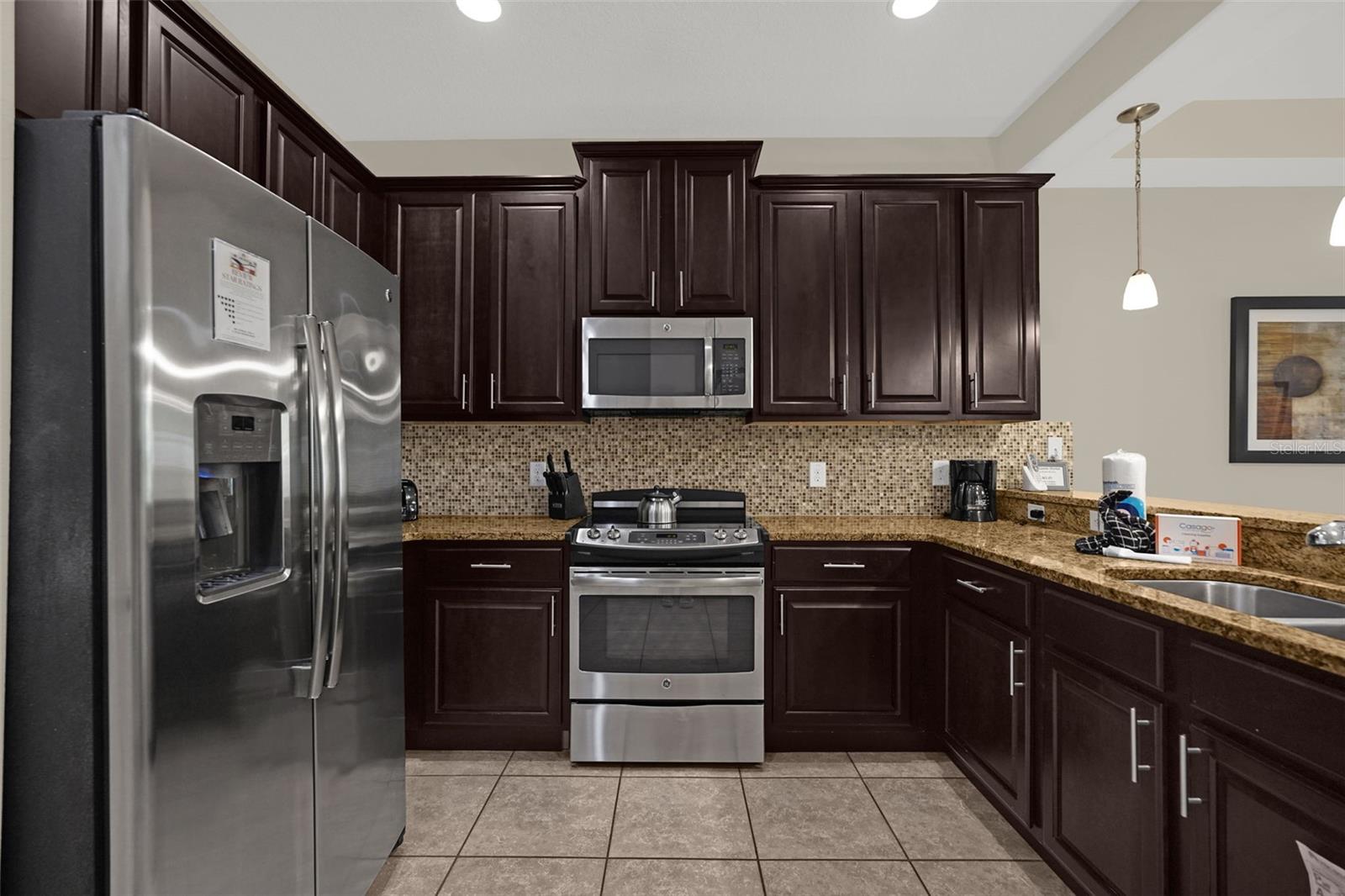 8095 Brooksville, Davenport, FL 33896