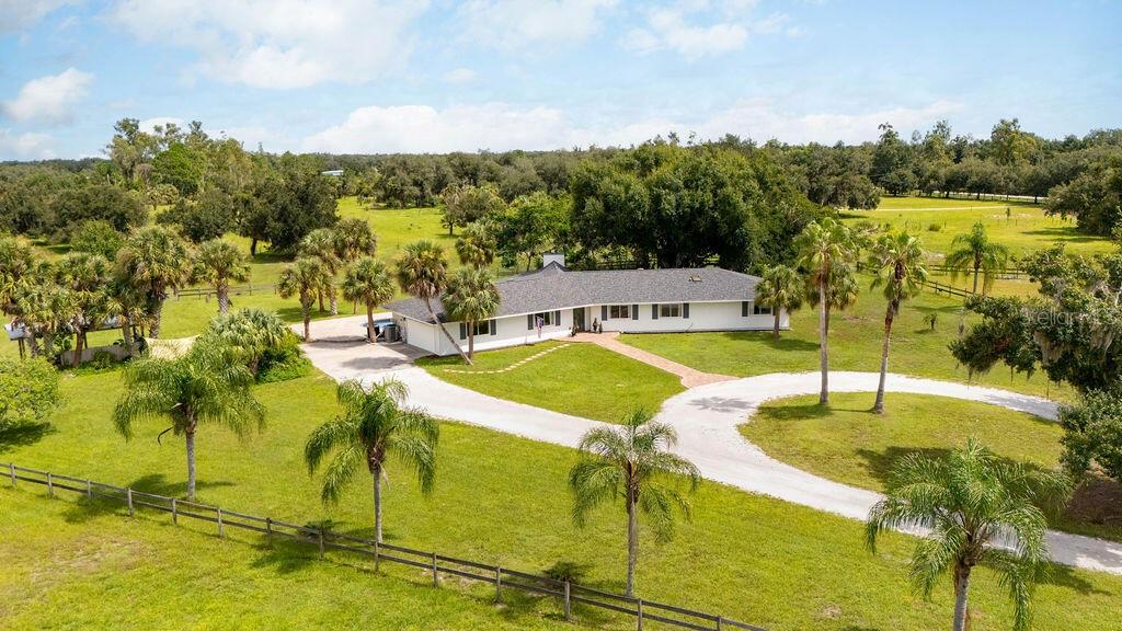 5240 Myakka Valley, Sarasota, FL 34241
